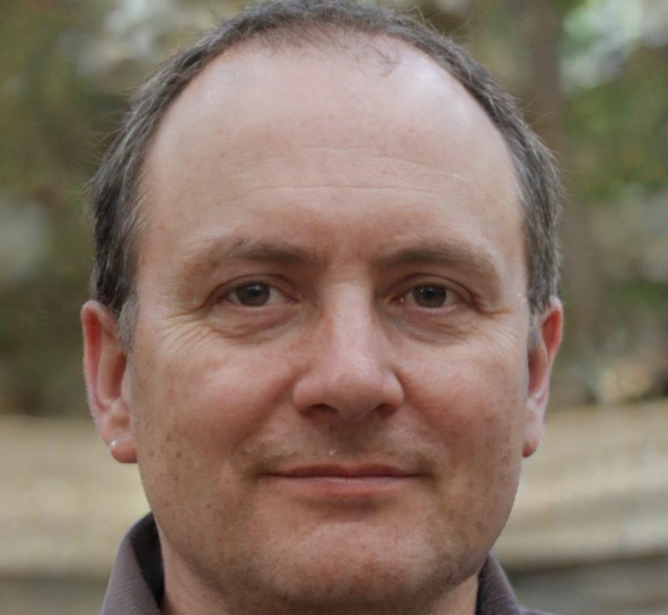 Workshop instructor Bennett Thorne specialising in growth planning